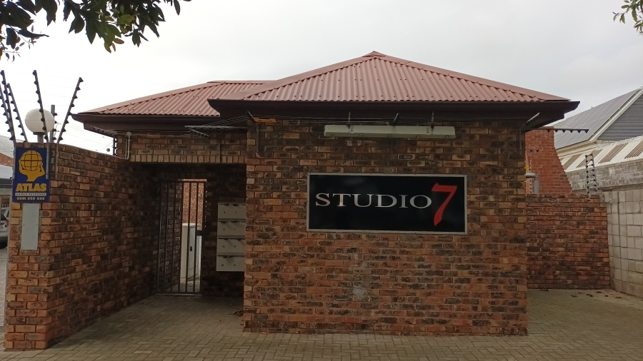 To Let 1 Bedroom Property for Rent in Walmer Eastern Cape